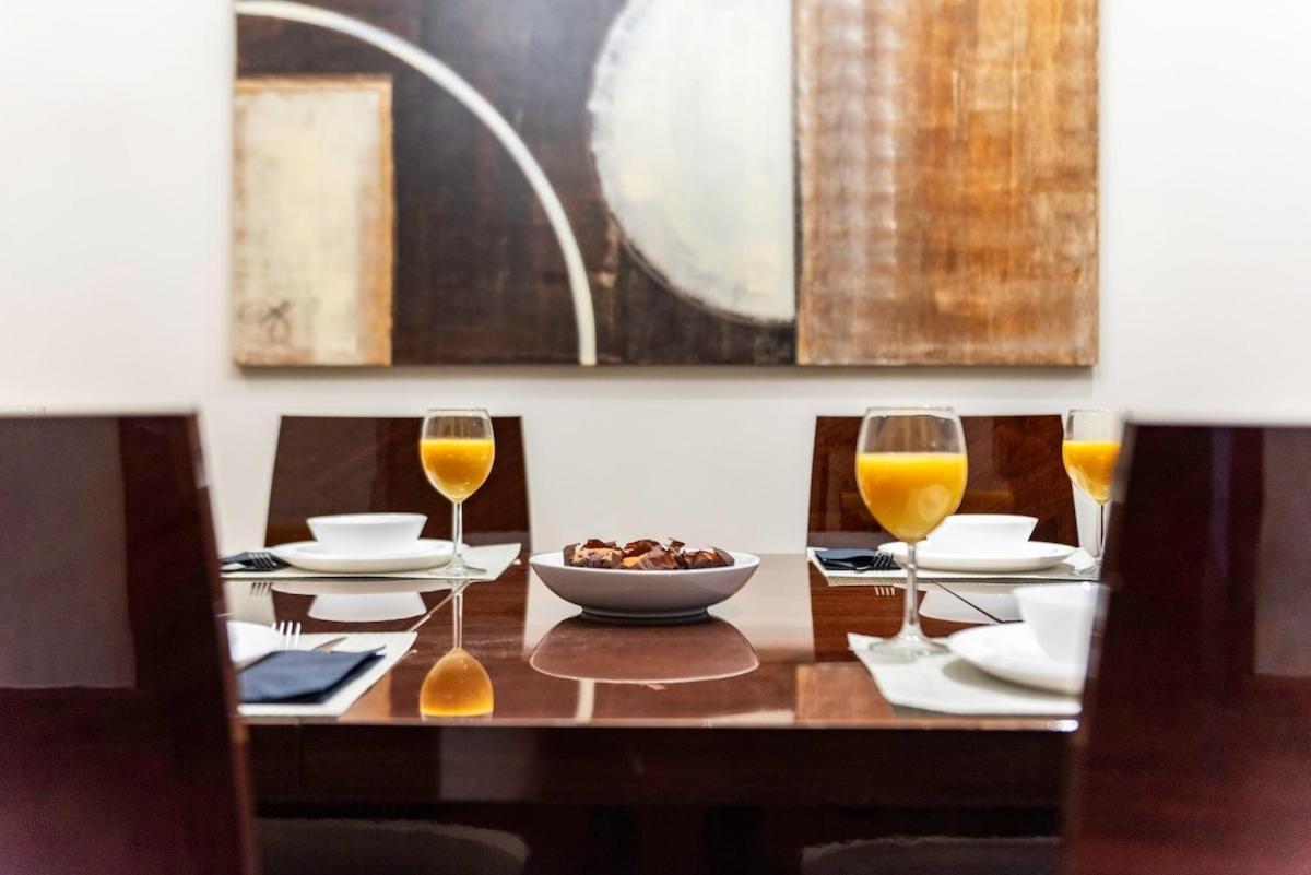 Marina, & Marina View , 2 Bed Perfect For Groups Apartment