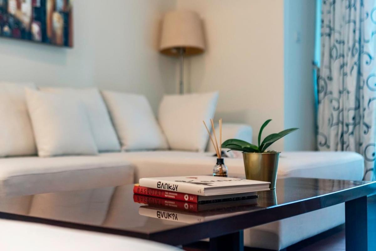 Marina, & Marina View , 2 Bed Perfect For Groups Apartment